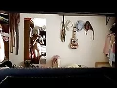 Скриени камери, мексиканската сопруга облекување по бања(2)