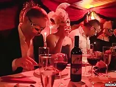 Магма филм фетиш сексуално развратен човек партија